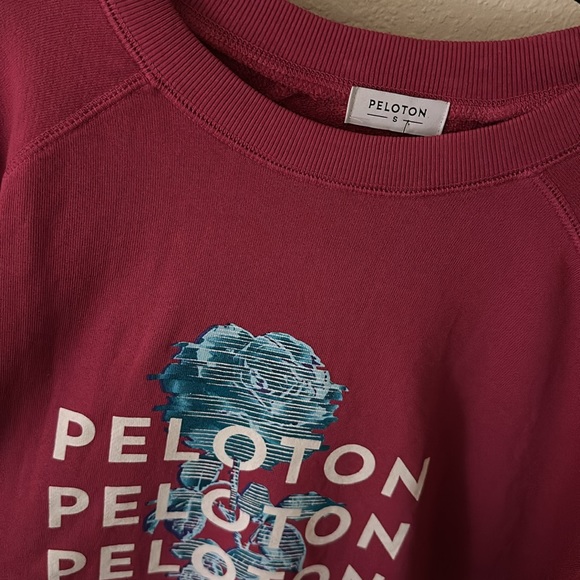 Peloton Sweatshirt - Picture 2 of 4